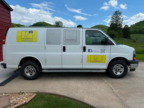 Used 2019 GMC Savana 2500 w/ Driver Convenience Package RWD image 10