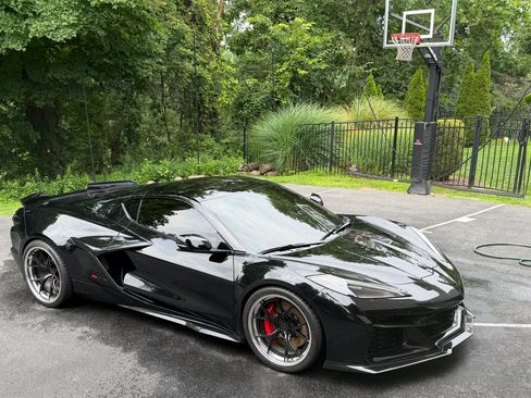 Used 2024 Chevrolet Corvette Z06 w/ Battery Protection Package RWD image 6