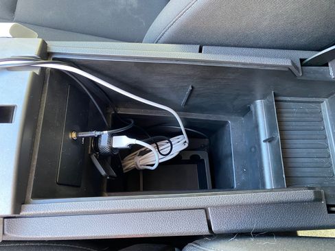 Used 2011 Ford Edge SE w/ 101A Rapid Spec Order Code image 19