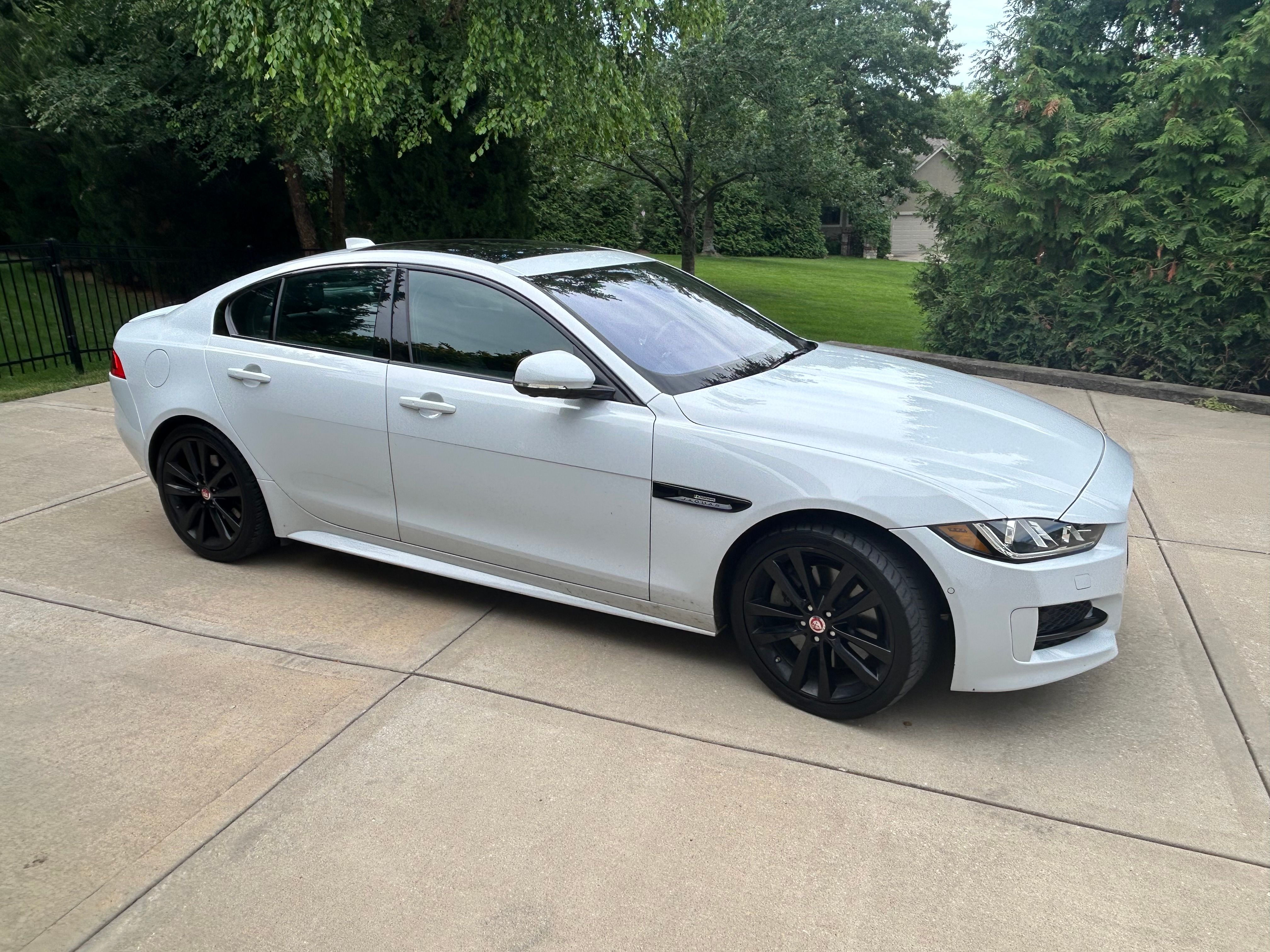 Used 2017 Jaguar XE R-Sport AWD/4WD image 4