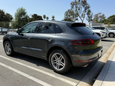 Used 2018 Porsche Macan Sport Edition AWD/4WD image 4