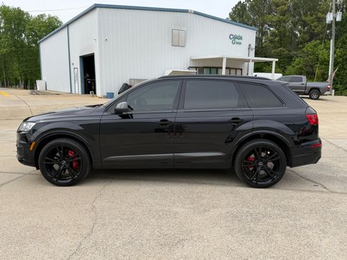 Used 2019 Audi Q7 3.0T Prestige image 4