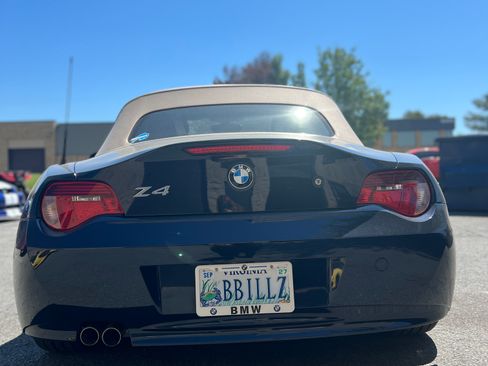 Used 2007 BMW Z4 3.0i RWD image 5