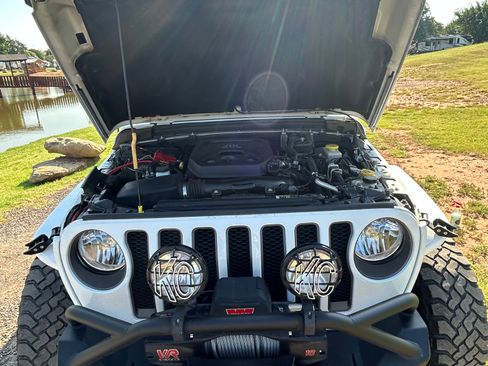 Used 2020 Jeep Wrangler Unlimited Rubicon AWD/4WD image 20