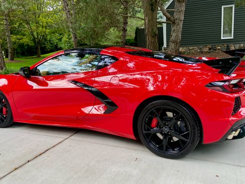 Used 2020 Chevrolet Corvette Stingray Premium Cpe w/ 3LT Preferred Equipment Group RWD image 10