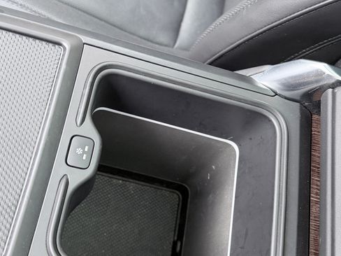 Used 2022 Land Rover Range Rover SE image 27