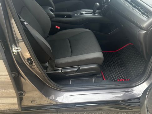 Used 2019 Honda HR-V Sport image 24
