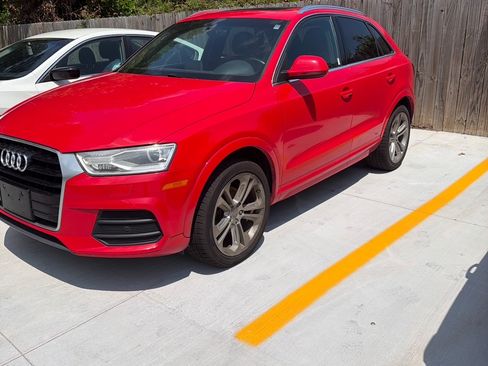 Used 2016 Audi Q3 2.0T Premium Plus w/ Technology Package AWD/4WD image 2