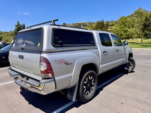 Used 2010 Toyota Tacoma 4x4 Double Cab image 8