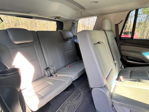 Used 2020 Chevrolet Tahoe LT image 9