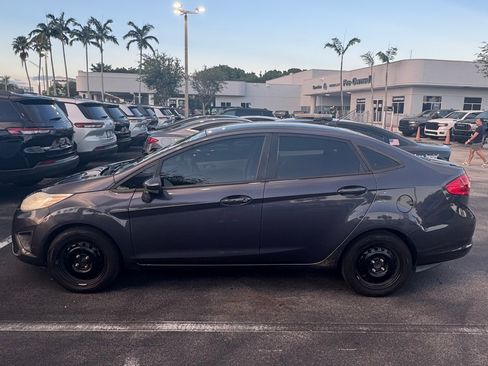 Used 2013 Ford Fiesta S image 5