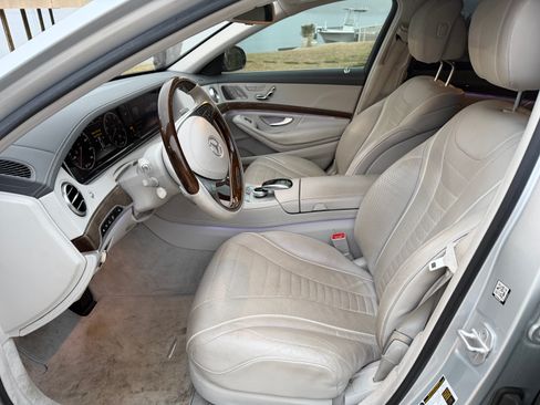 Used 2016 Mercedes-Benz S 550 Sedan image 5