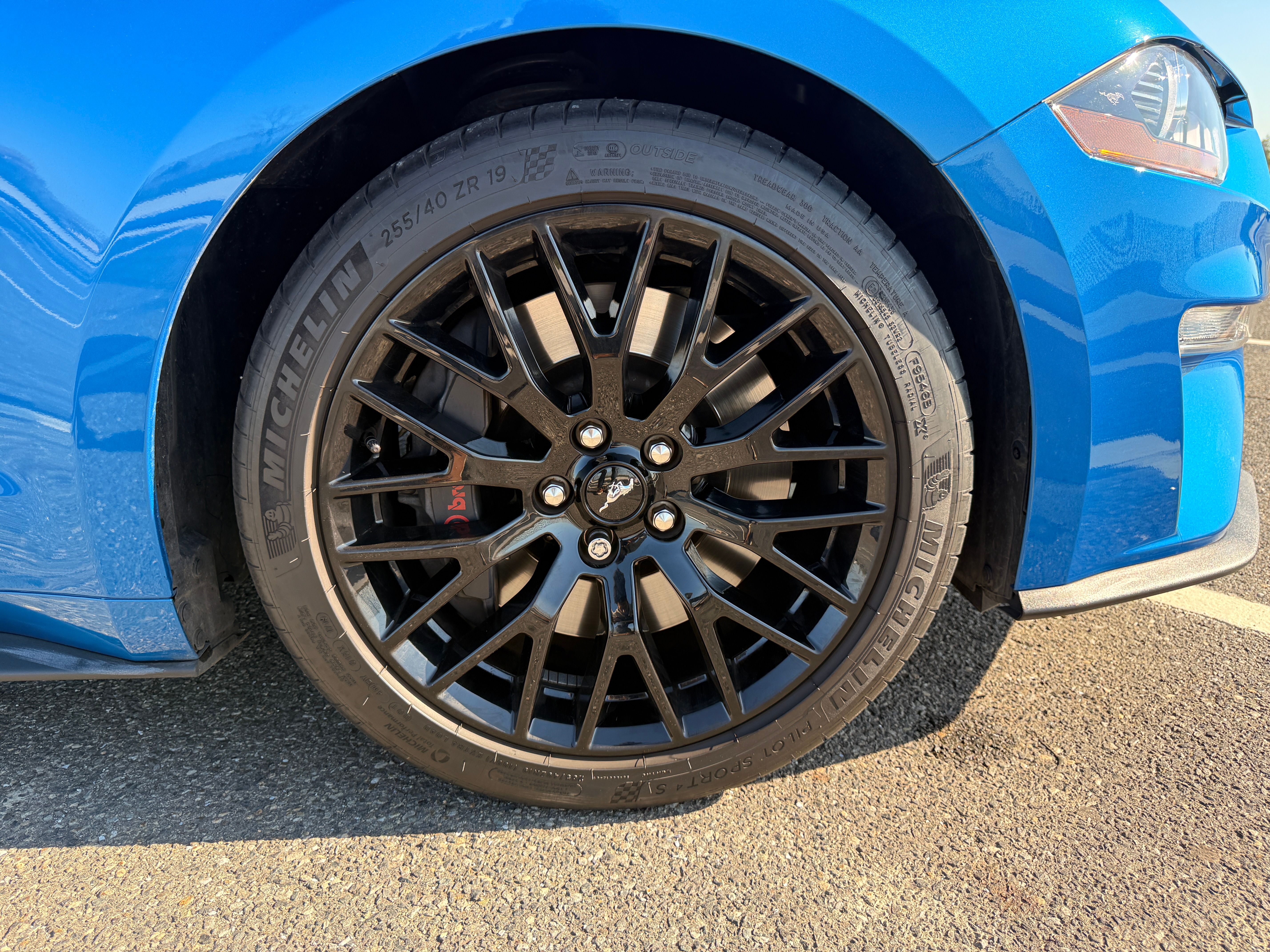 Used 2019 Ford Mustang GT Premium w/ GT Performance Package RWD image 20