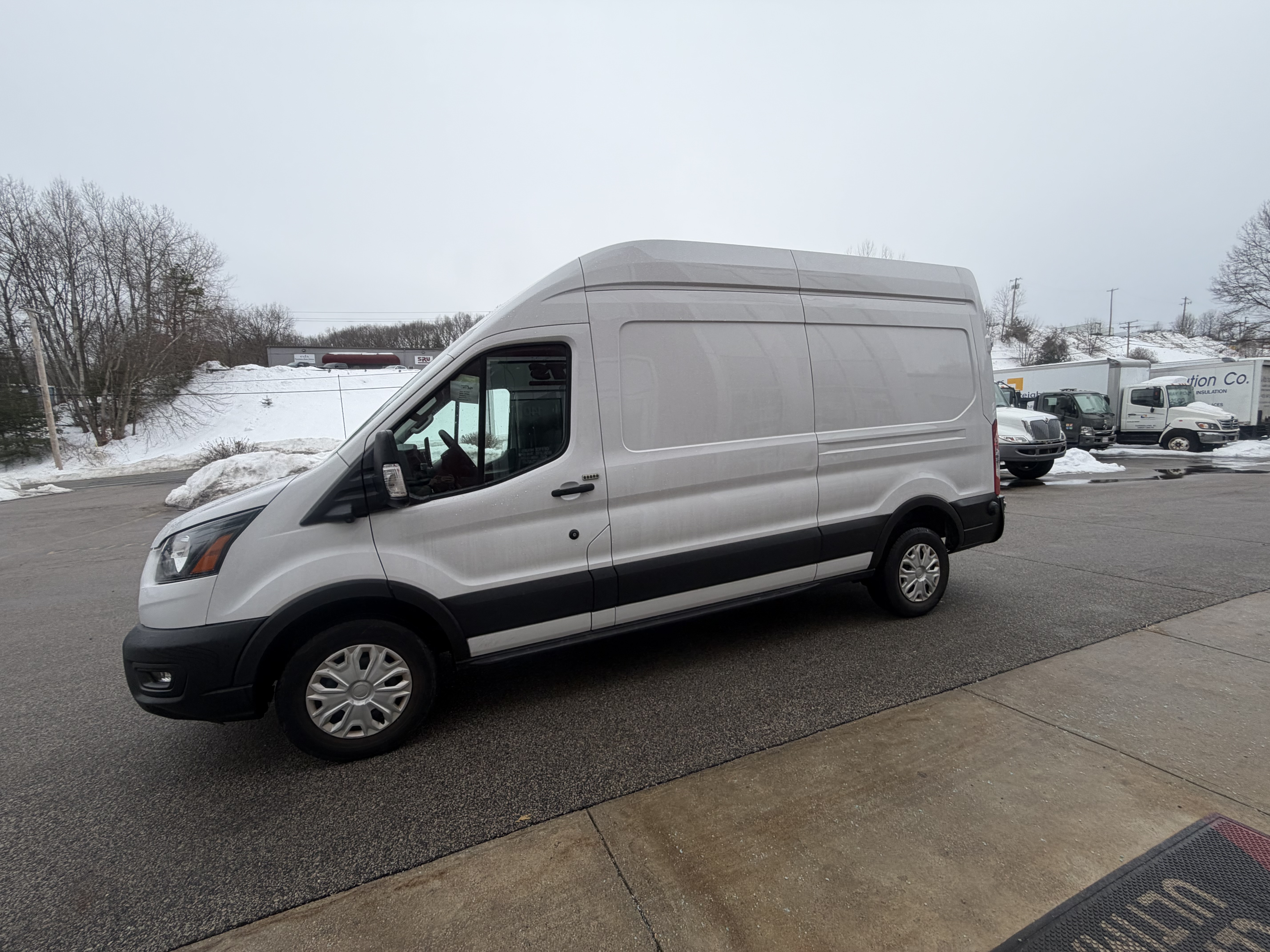 Used 2022 Ford E-Transit 148 High Roof w/ Interior Upgrade Package RWD image 14