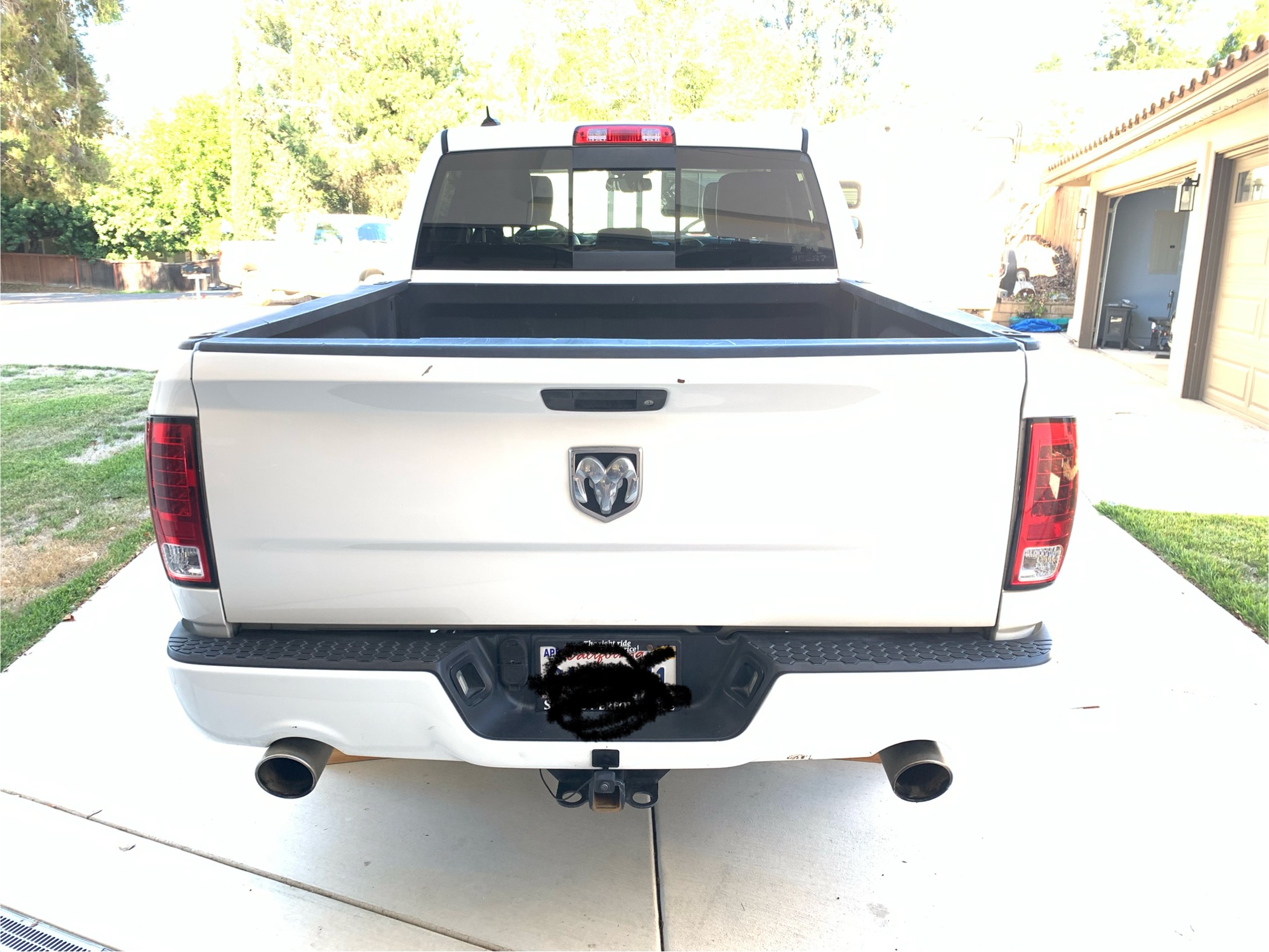 Used 2013 RAM 1500 Sport w/ Sport Premium Group RWD image 4