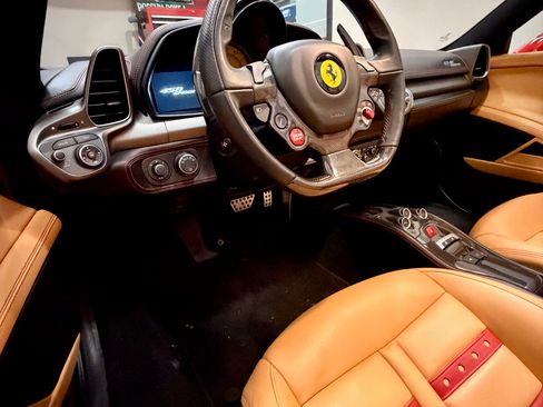 Used 2014 Ferrari 458 Spider RWD image 19