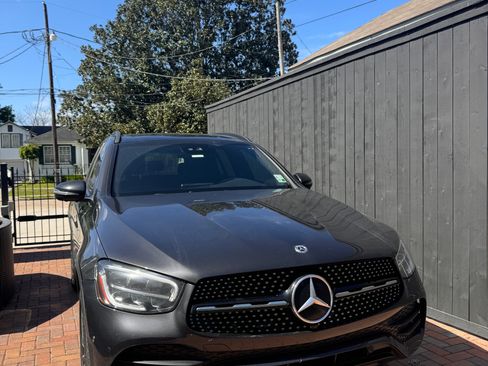 Used 2022 Mercedes-Benz GLC 300 image 4