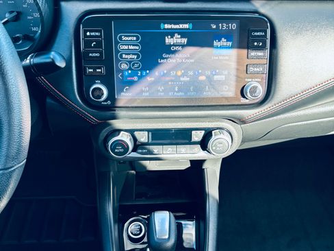 Used 2024 Nissan Versa SR w/ Trunk Package image 30