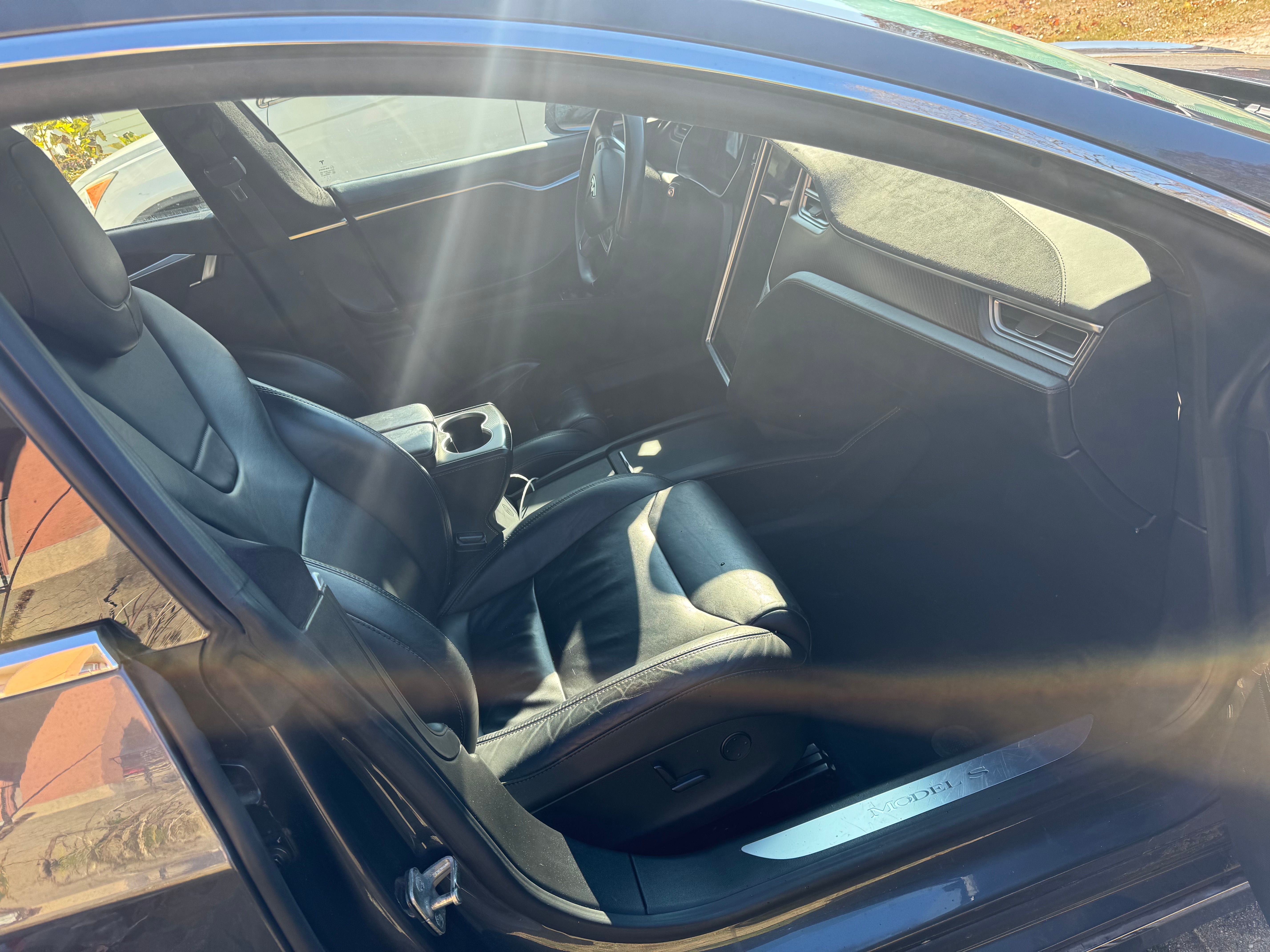 Used 2017 Tesla Model S 75D AWD/4WD image 8