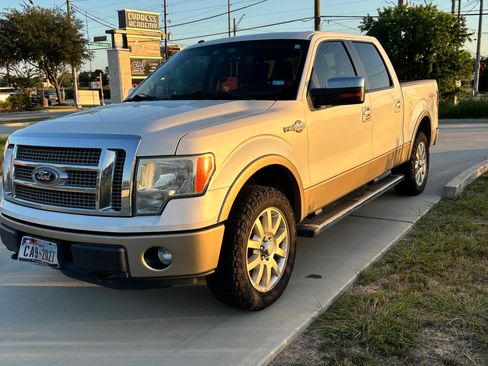 Used 2011 Ford F150 King Ranch w/ Off Road Pkg AWD/4WD image 8