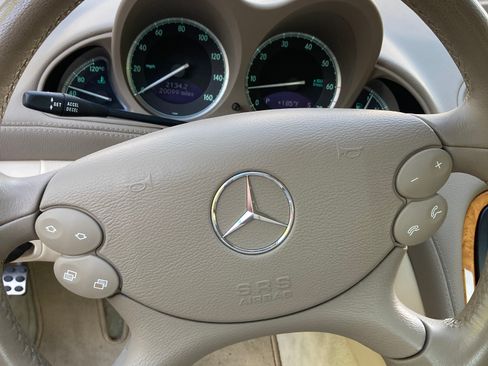 Used 2004 Mercedes-Benz SL 500 image 11