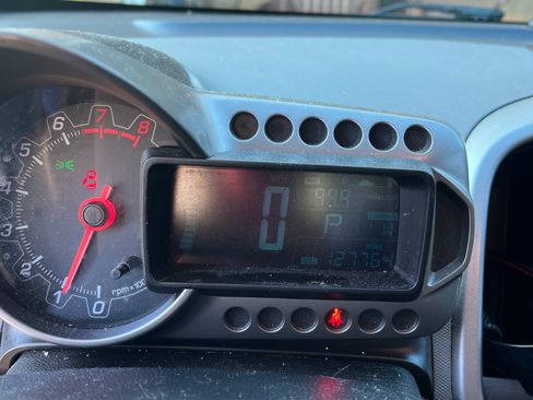 Used 2015 Chevrolet Sonic LT image 4