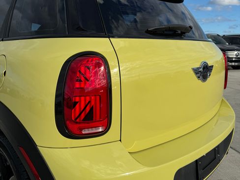 Used 2012 MINI Cooper Countryman image 5