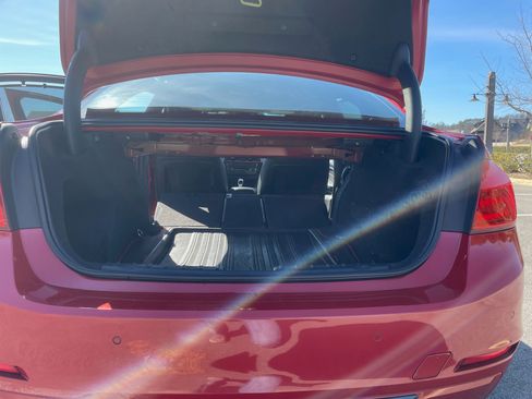 Used 2012 BMW 335i Sedan image 19