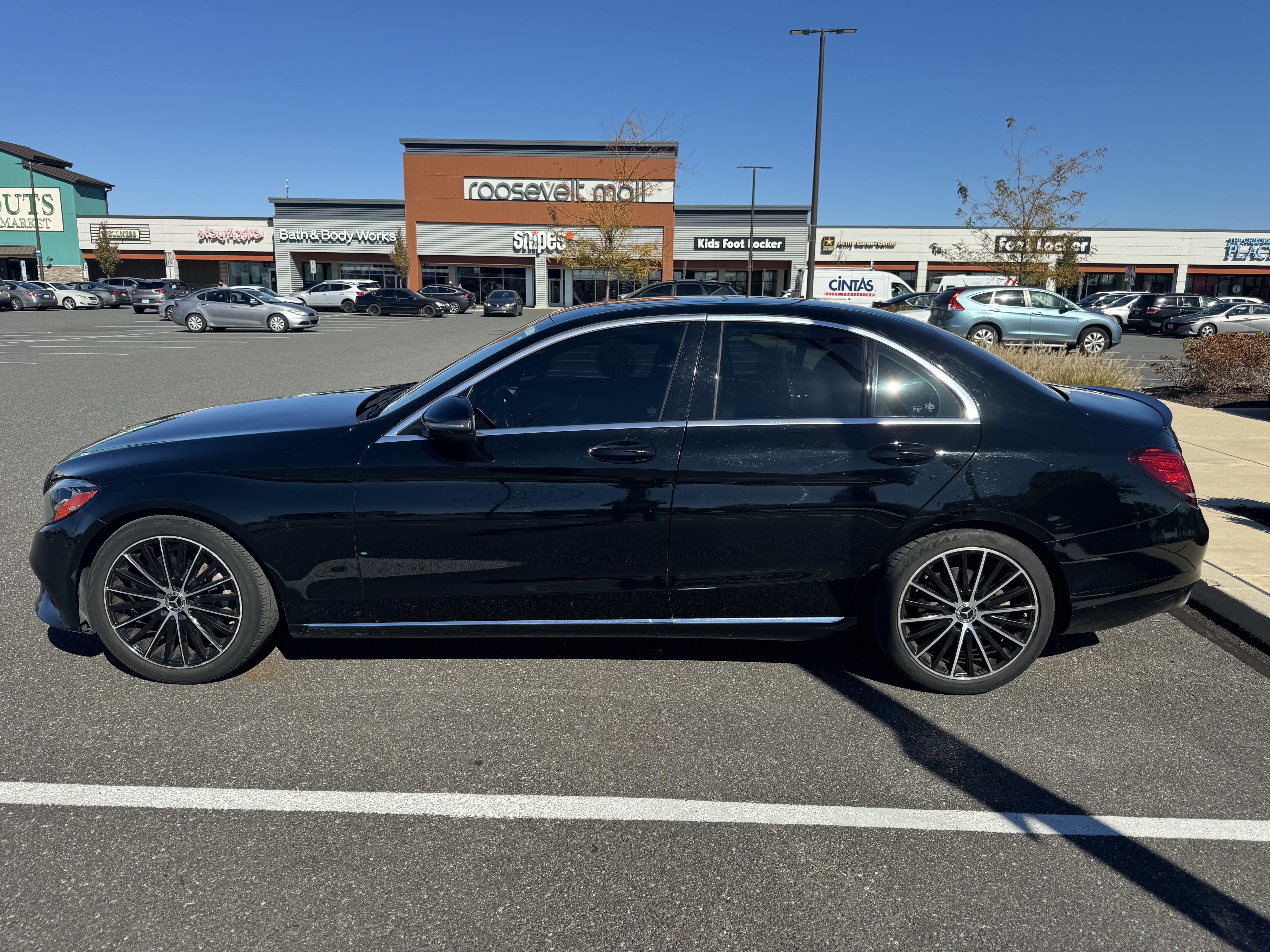 Used 2019 Mercedes-Benz C 300 Sedan image 10