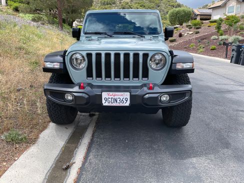 Used 2023 Jeep Wrangler Unlimited Rubicon w/ Cold Weather Group image 10