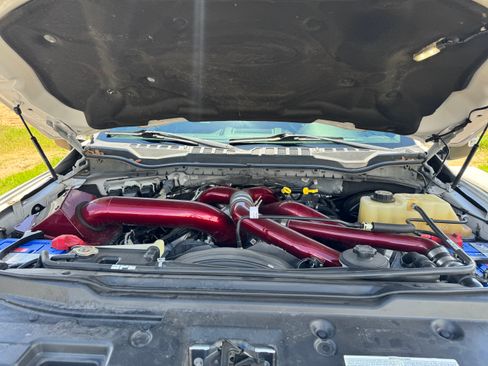 Used 2019 Ford F250 Platinum w/ Platinum Ultimate Package AWD/4WD image 14