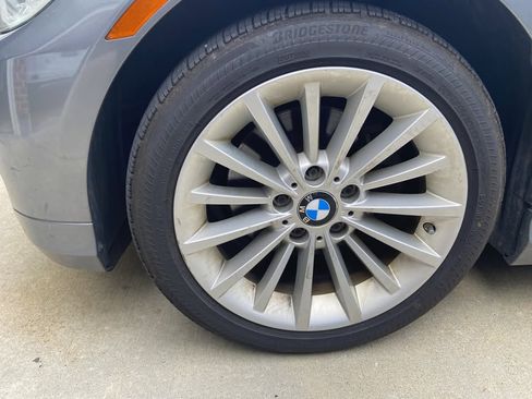 Used 2011 BMW 328i xDrive Sedan image 4