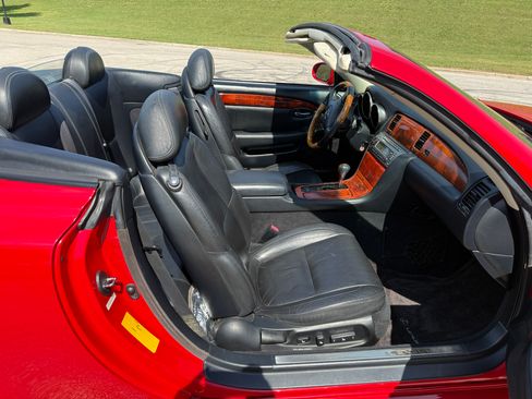 Used 2002 Lexus SC 430 Convertible RWD image 16