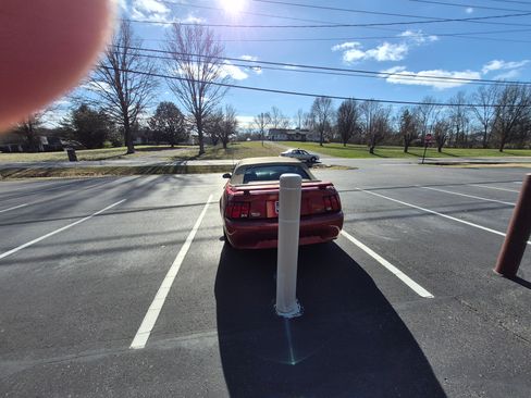 Used 2004 Ford Mustang Deluxe Convertible image 2