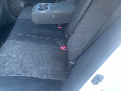 Used 2015 Nissan Sentra SV FWD image 9