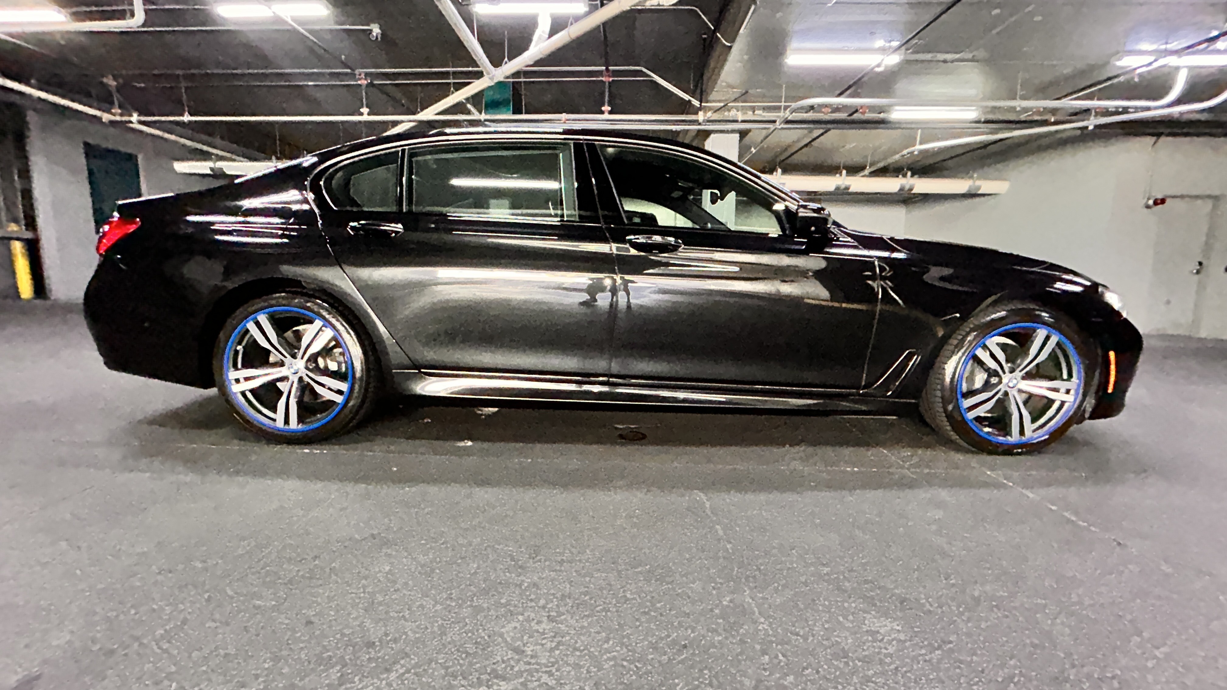 Used 2016 BMW 740i RWD image 5