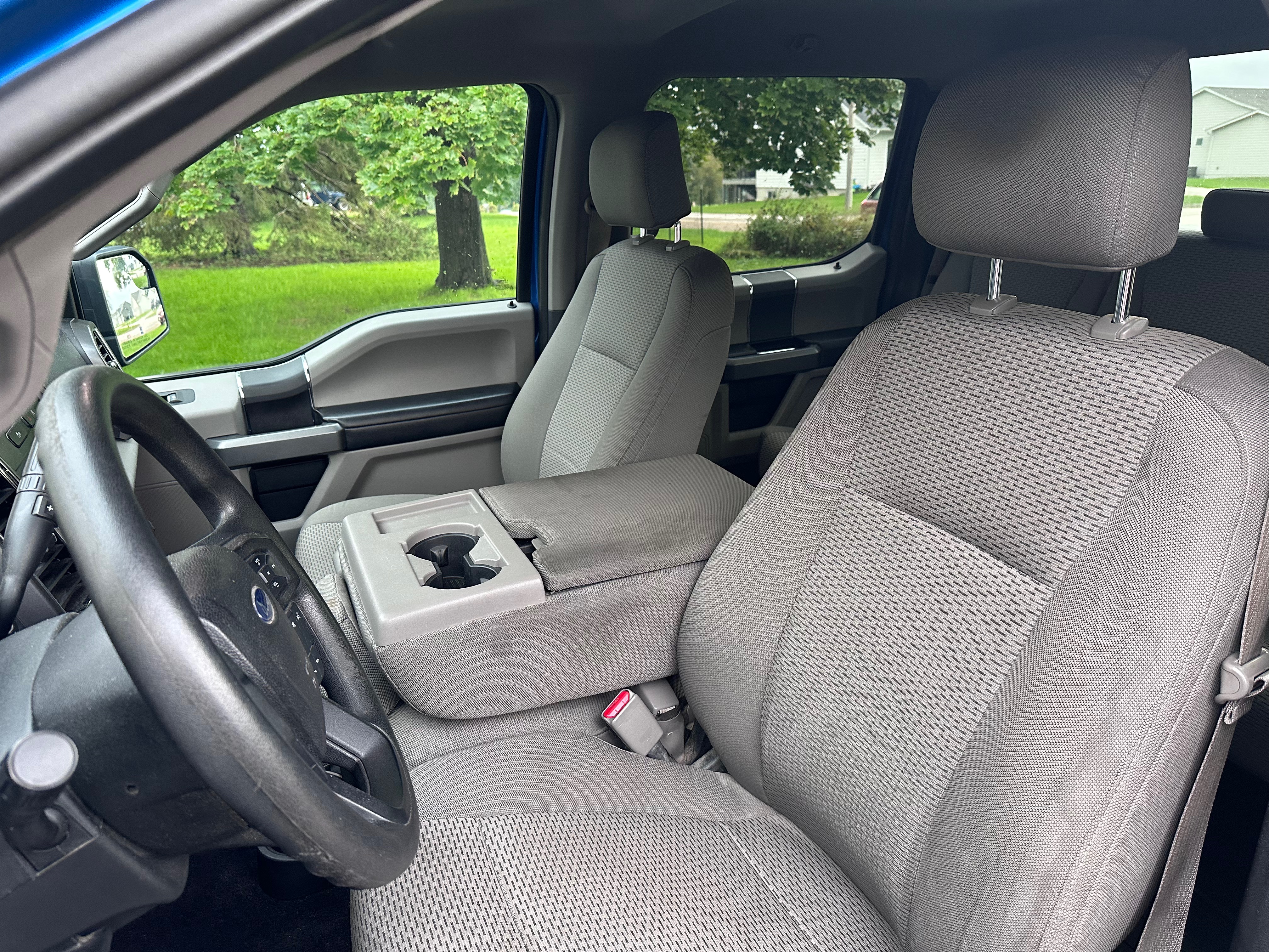 Used 2015 Ford F150 XLT AWD/4WD image 22