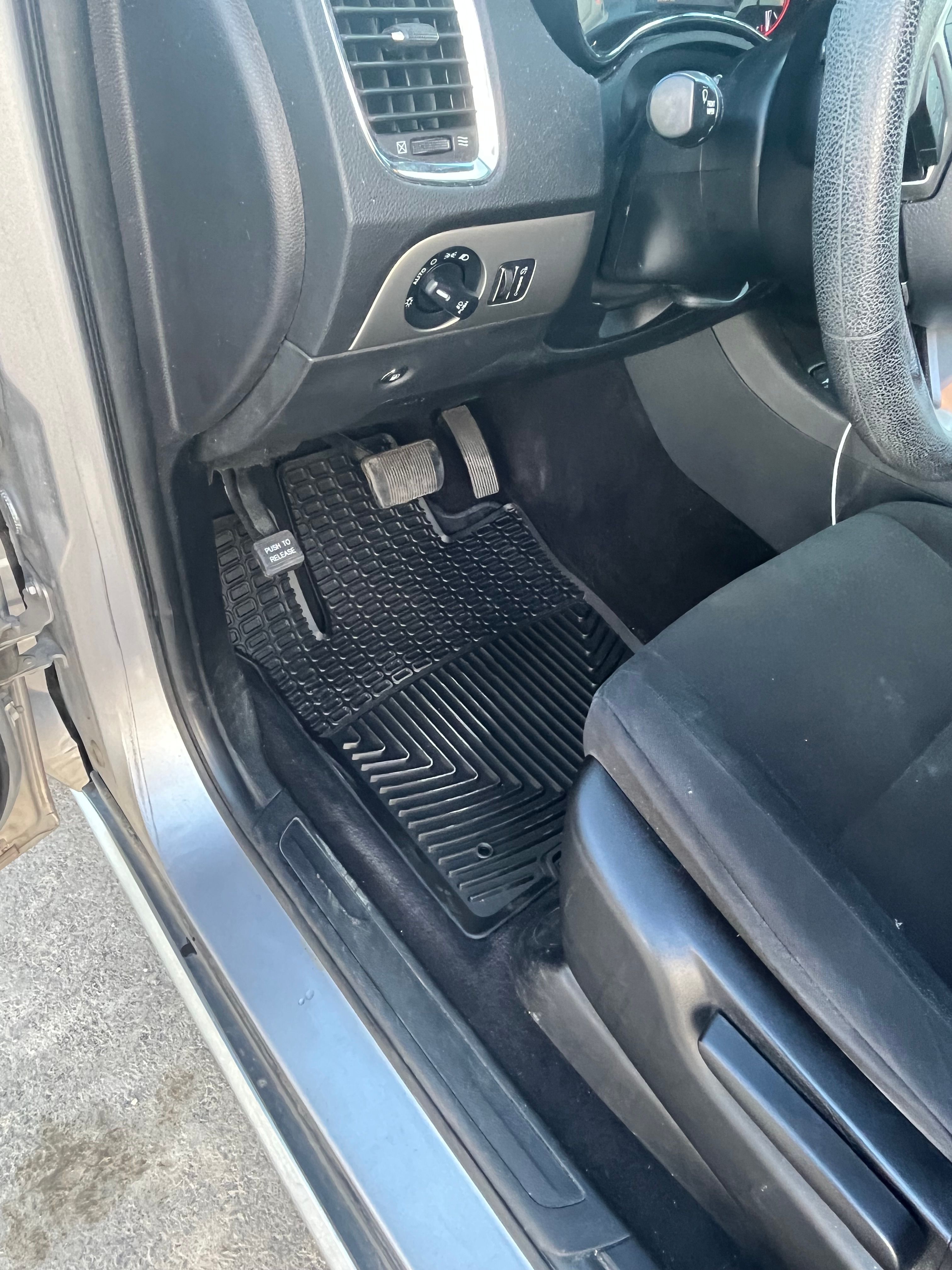 Used 2015 Dodge Durango SXT AWD/4WD image 12