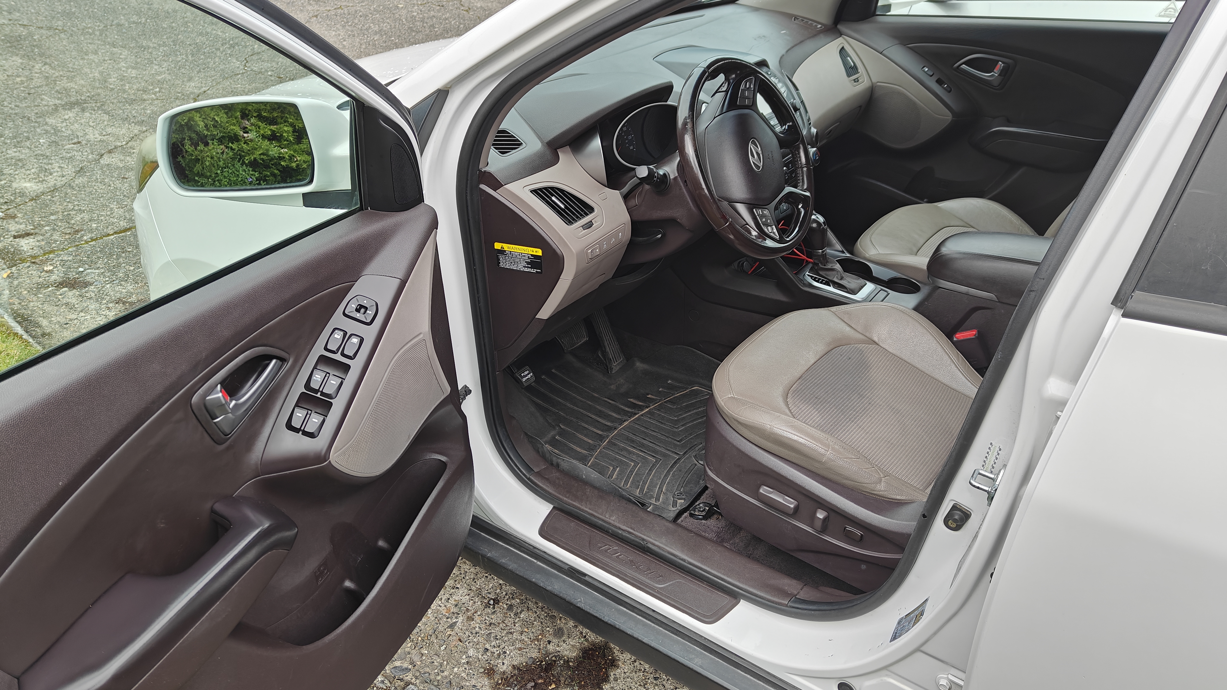 Used 2015 Hyundai Tucson SE AWD/4WD image 4