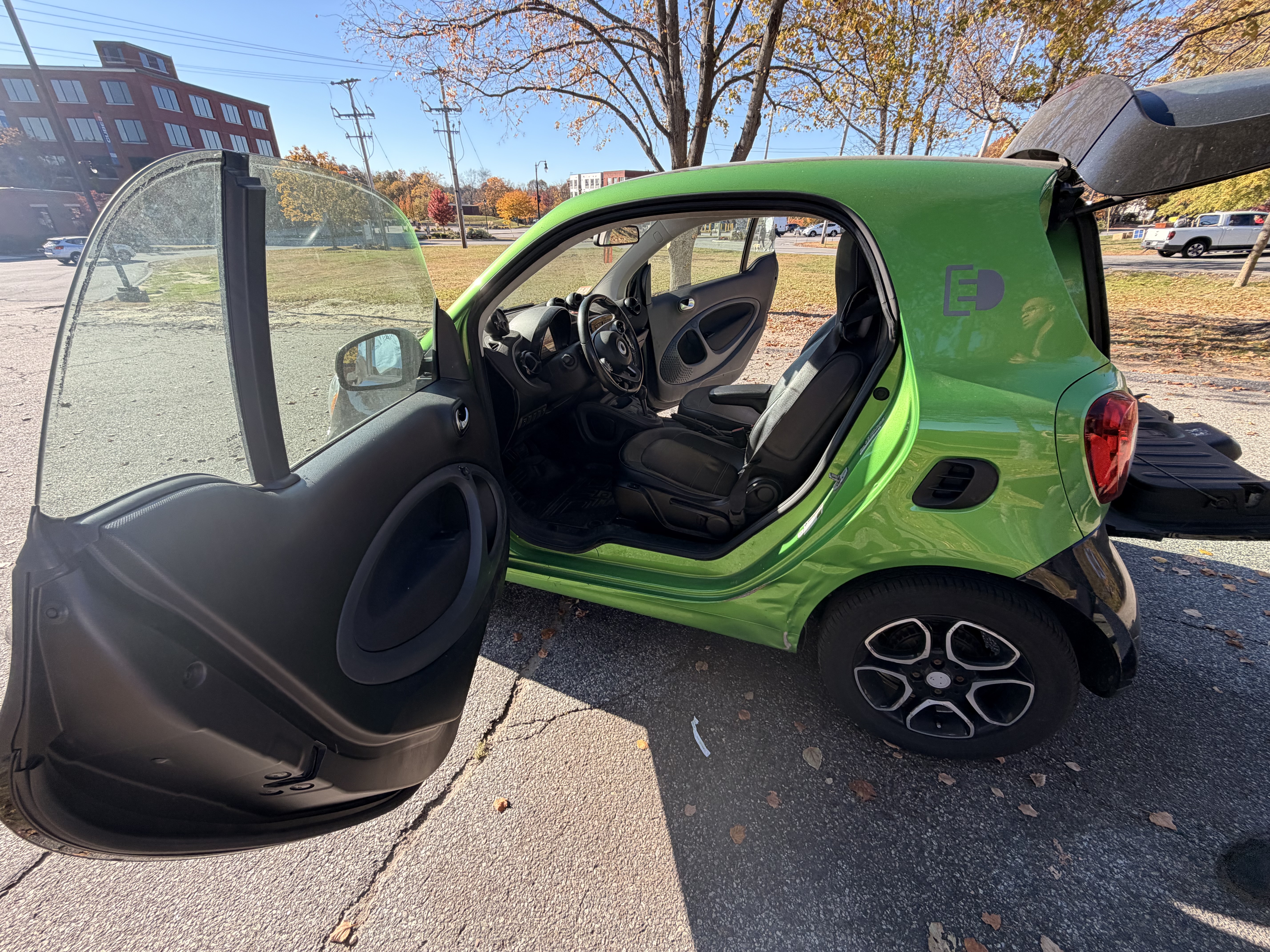 Used 2018 smart fortwo electric drive RWD image 14