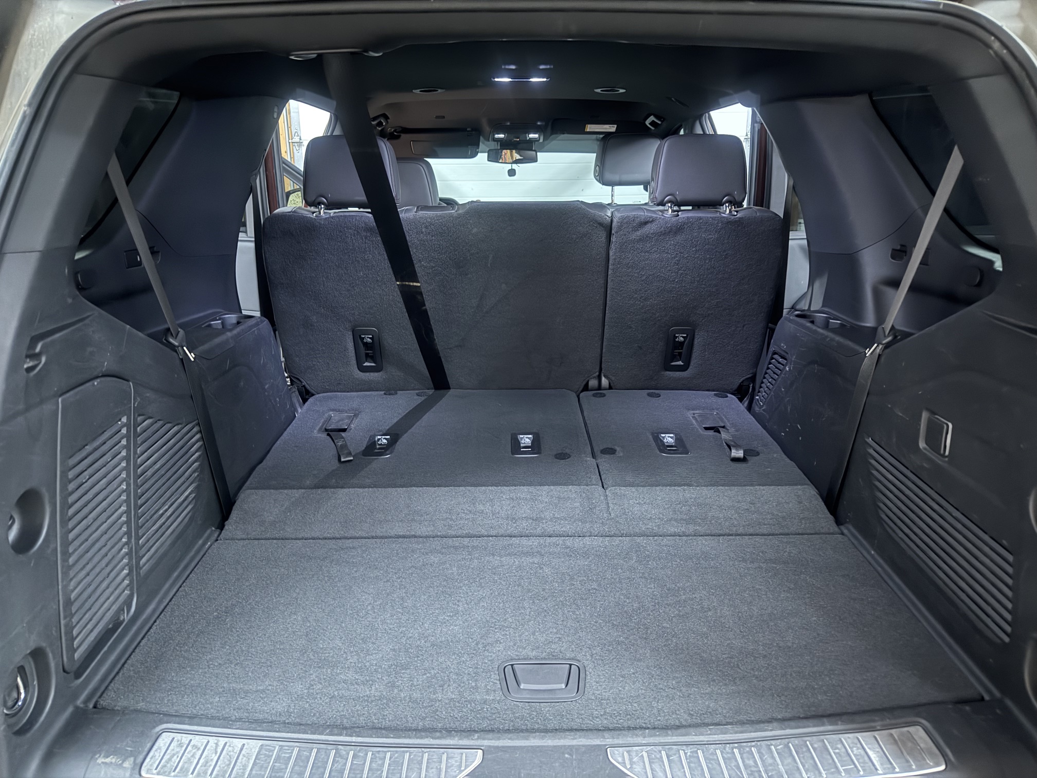Used 2023 Chevrolet Tahoe RST RWD image 9