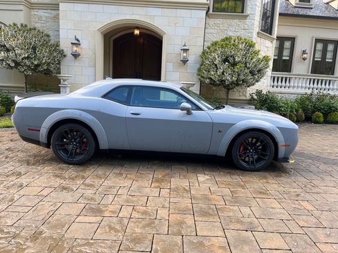 Used 2022 Dodge Challenger R/T Scat Pack image 5