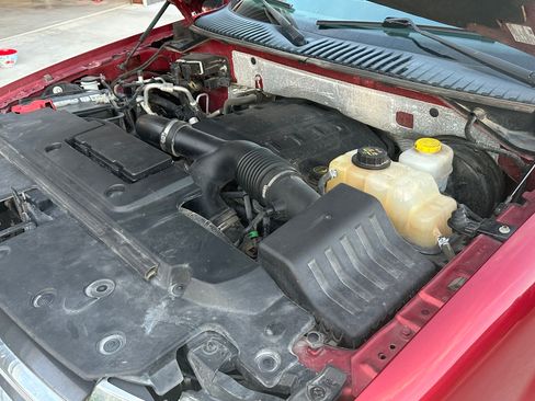 Used 2017 Ford Expedition XLT w/ Equipment Group 201A image 14