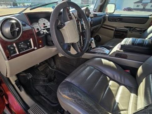 Used 2003 HUMMER H2 w/ Preferred Equipment Group image 20