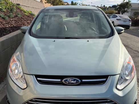 Used 2013 Ford C-MAX SEL image 14
