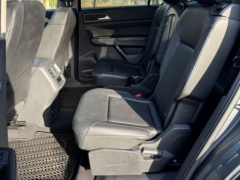 Used 2019 Volkswagen Atlas SE image 24