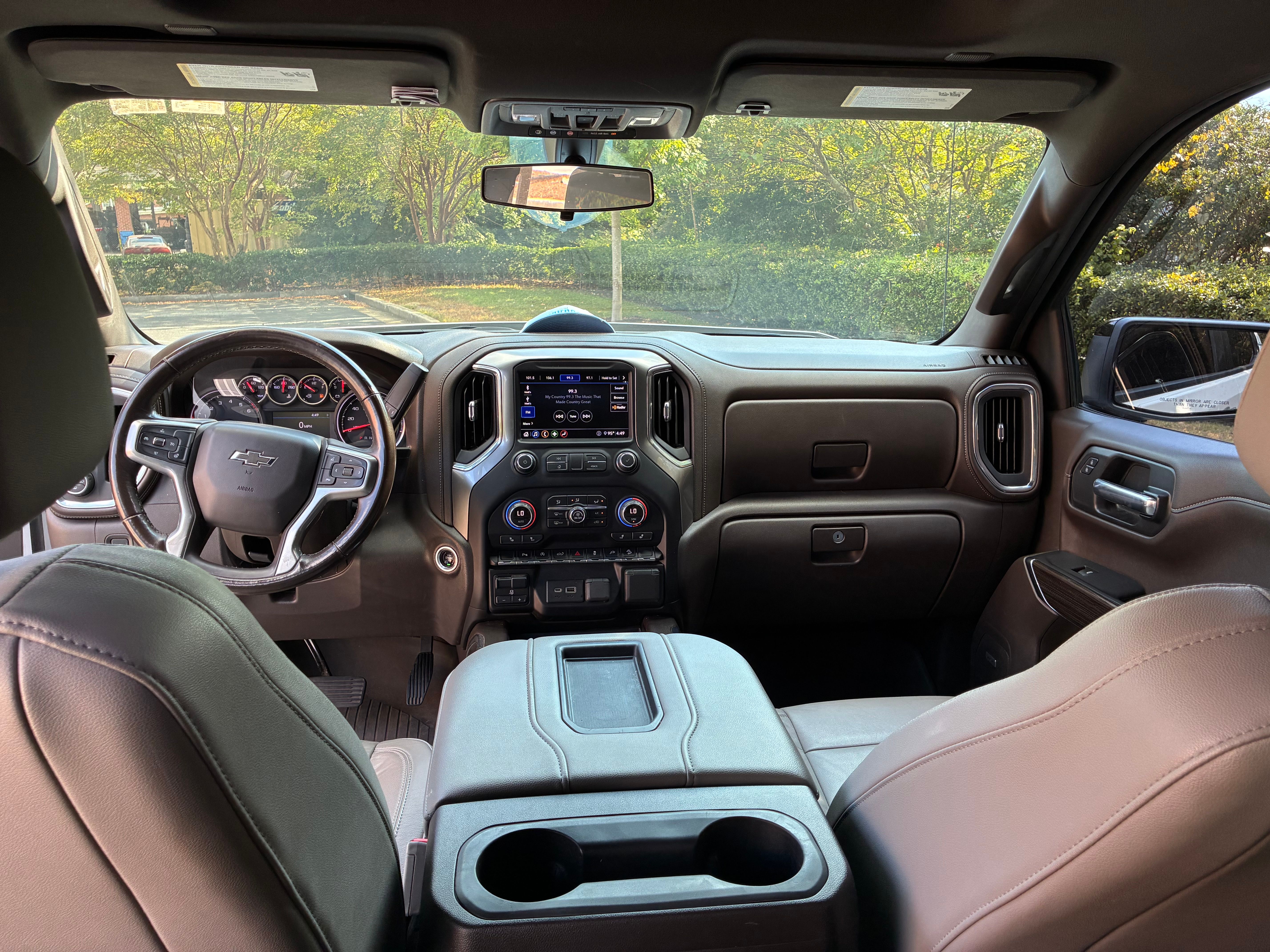 Used 2020 Chevrolet Silverado 1500 LT Trail Boss AWD/4WD image 4