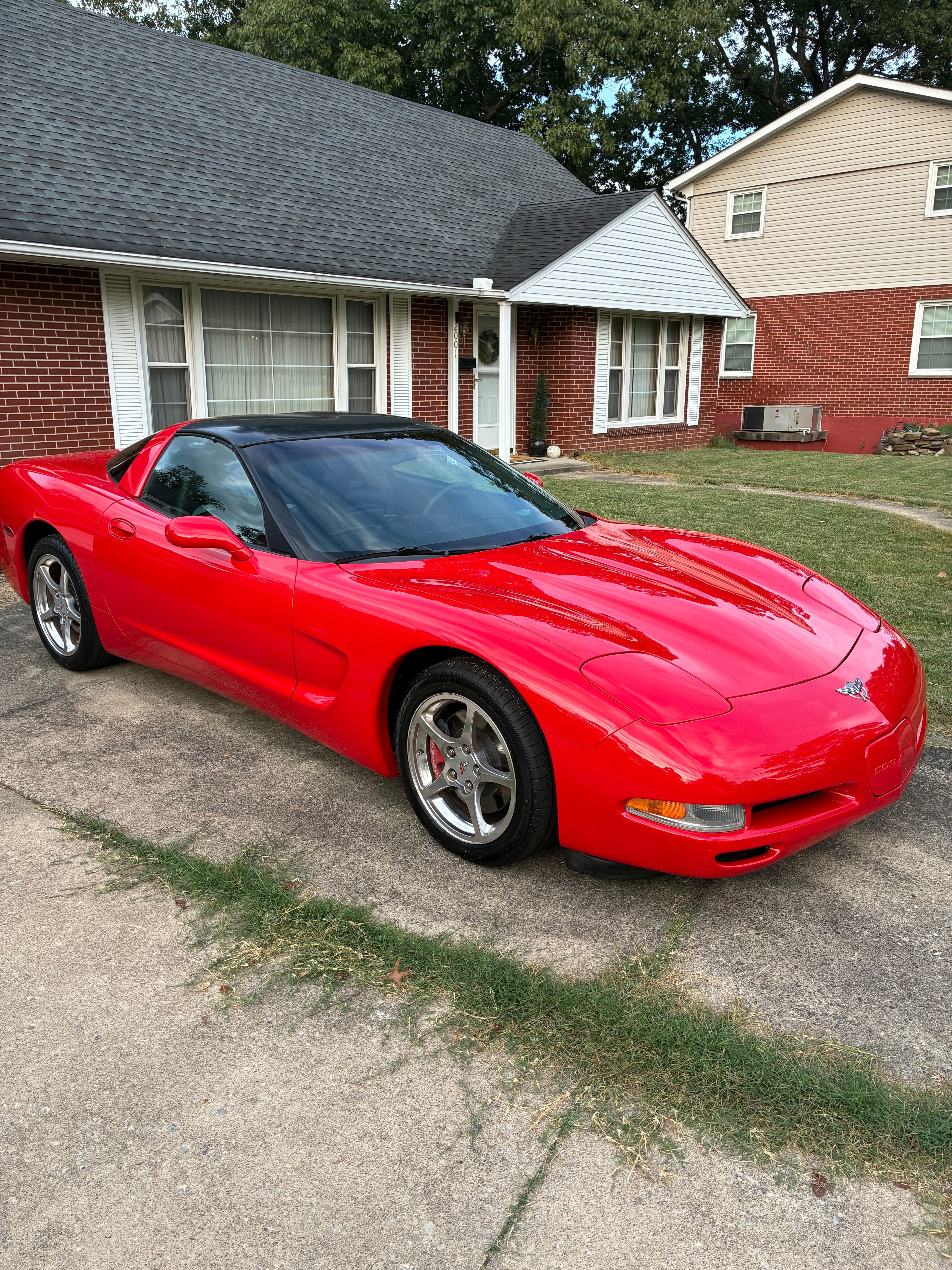 Used 2003 Chevrolet Corvette Coupe w/ Preferred Equipment Group RWD image 10