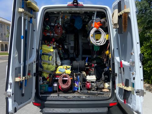 Used 2016 Mercedes-Benz Sprinter 2500 image 14