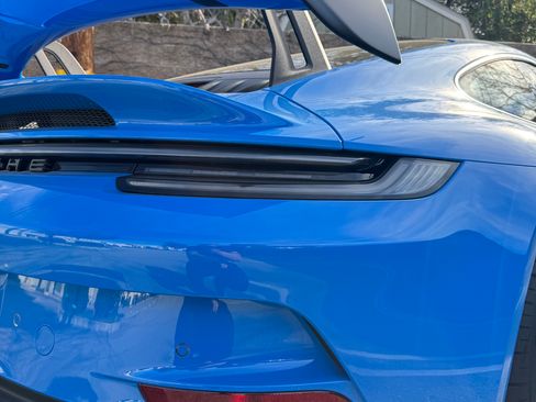 Used 2022 Porsche 911 GT3 image 12